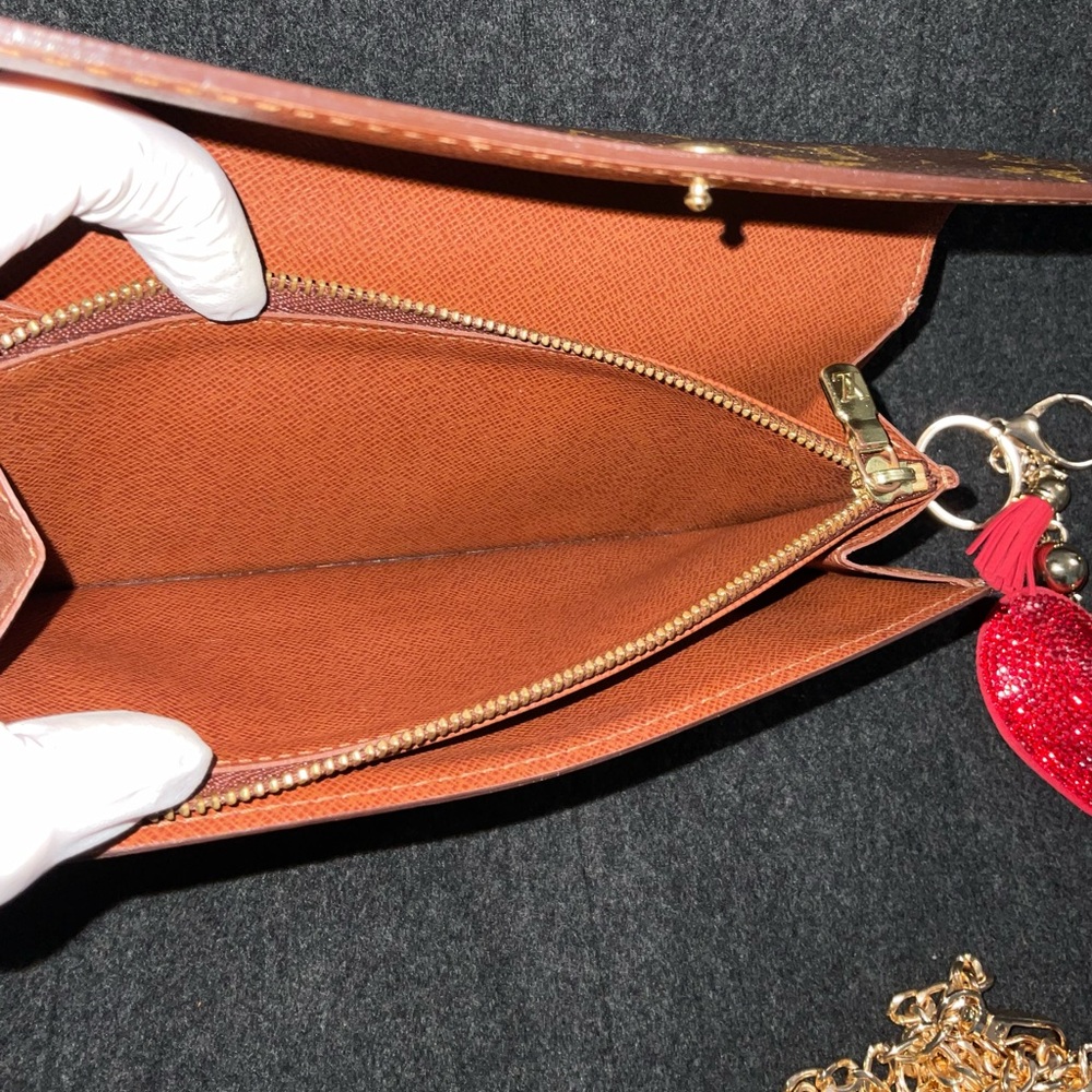 ✅AUTHENTIC LV LONG WALLET + FREE GENERIC CHAIN+CHARM - Picture 10 of 11